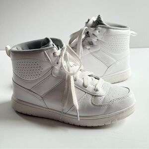 FUBU Kids Sneakers - White Size 3